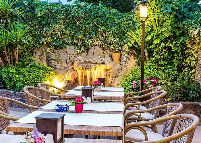 Апарт-отель Lighthouse