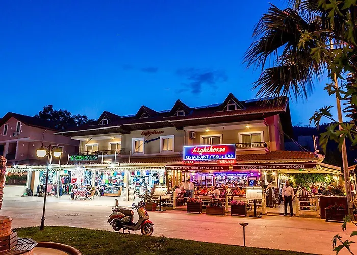 Lighthouse Lejlighedshotel 3*